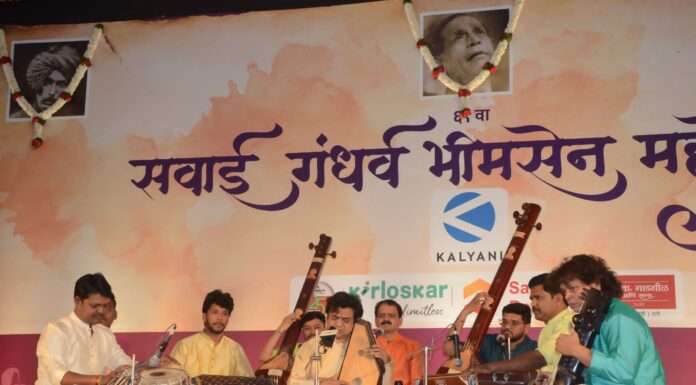 सवाई गंधर्वची मैफल संपली तरी पंडित संजय गरूड यांच्या सूरांचा गंध दरवळतोयच…,