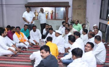 मुळशीतील पैलवानांची काँग्रेसला साथ, थोपटेंच्या प्रचारात भुगाव, भुकूममधील कुस्तीगीर आघाडीवर