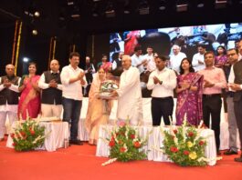 अहर्निश इतिहास संशोधक स्व. डॉ. जयसिंगराव पवार यांना ४० वा राजर्षी शाहू पुरस्कार मरणोत्तर प्रदान