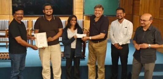 आर्किटेक्चरल डिझाईन स्पर्धेत कॉलेज ऑफ आर्किटेक्चरच्या विद्यार्थ्यांचे यश