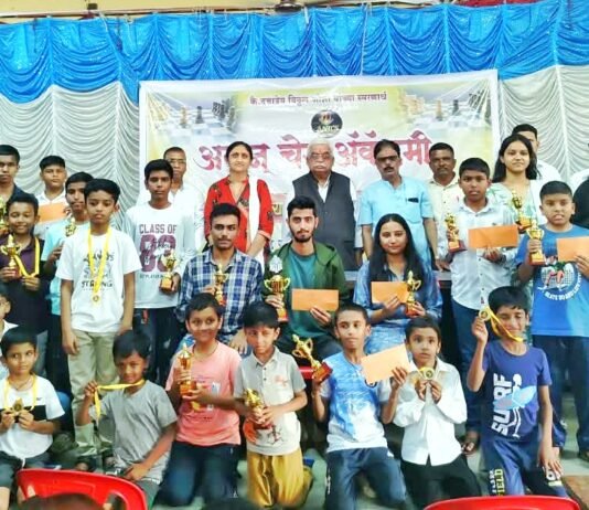 कोल्हापूर येथील बुद्धिबळ स्पर्धेत सोहम खासबारदार अजिंक्य, शर्वरी कबनूरकर उपविजेती